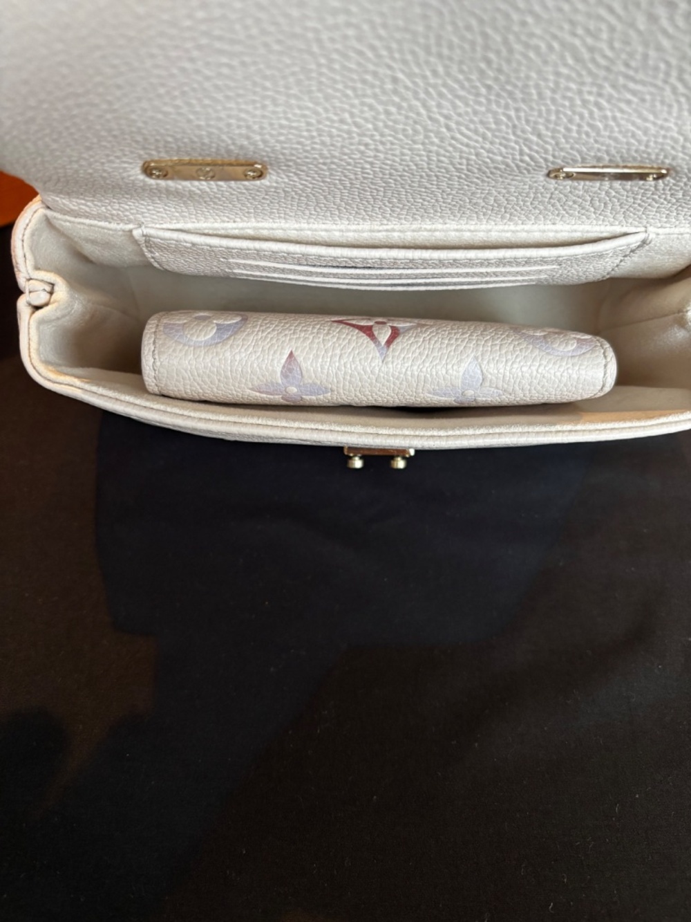 Louis Vuitton Dream Beige Set | Nano Madeleine + Victorine Wallet - Picture 12 of 15